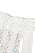 Schulterfreies Kleid mit Spitze