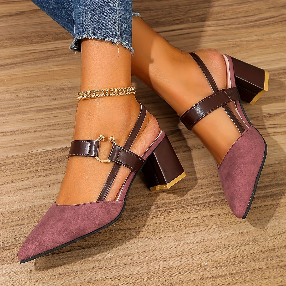 Schicke & Bequeme Sandalen Damen - Klassisch inklusive einem Twist