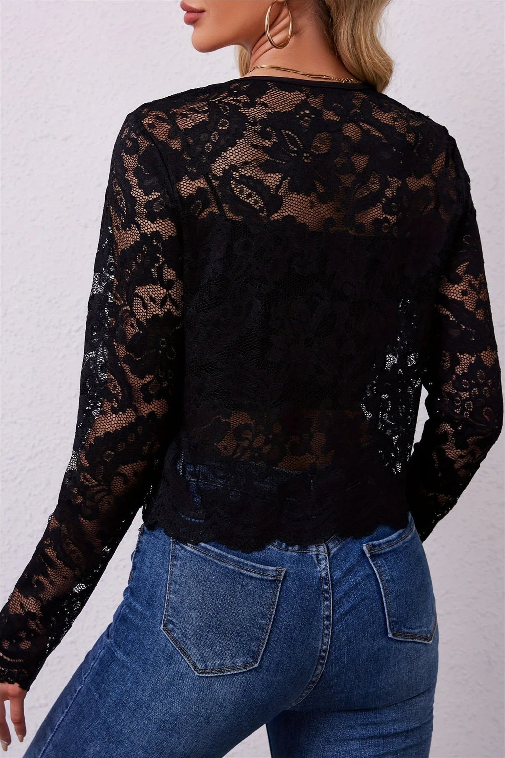 Strickjacke mit langen Ärmeln, Spitze und Netzdetails