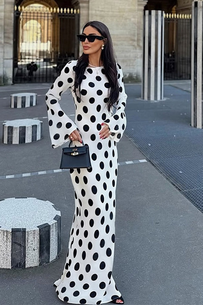 Maxikleid mit Punktemuster in Weiß