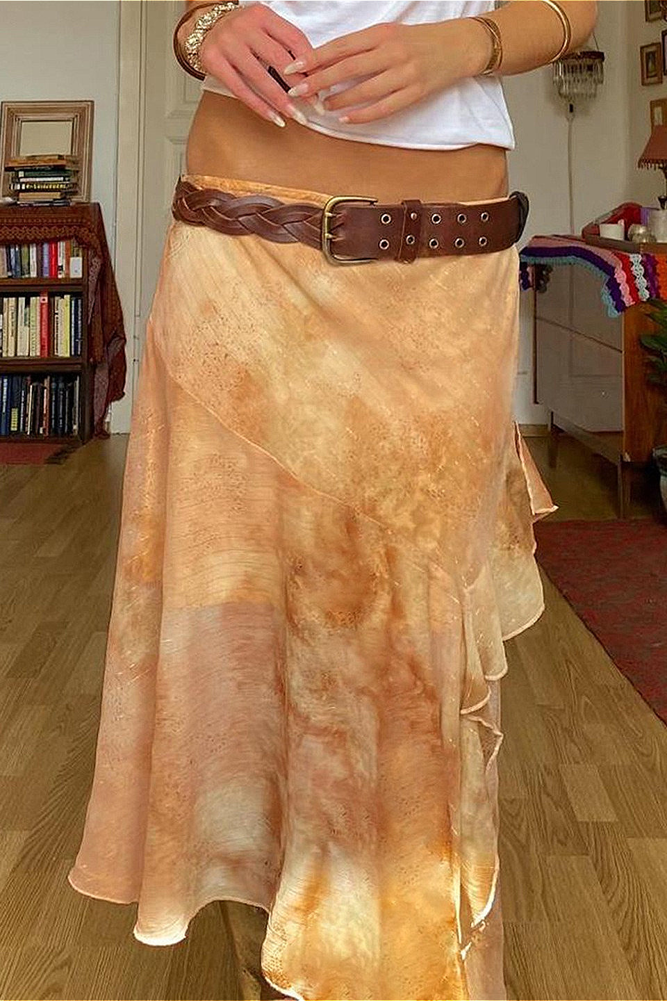 Asymmetrischer Rock mit Rüschen in Gelb
