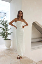 Schulterfreies Maxikleid mit Cut-outs