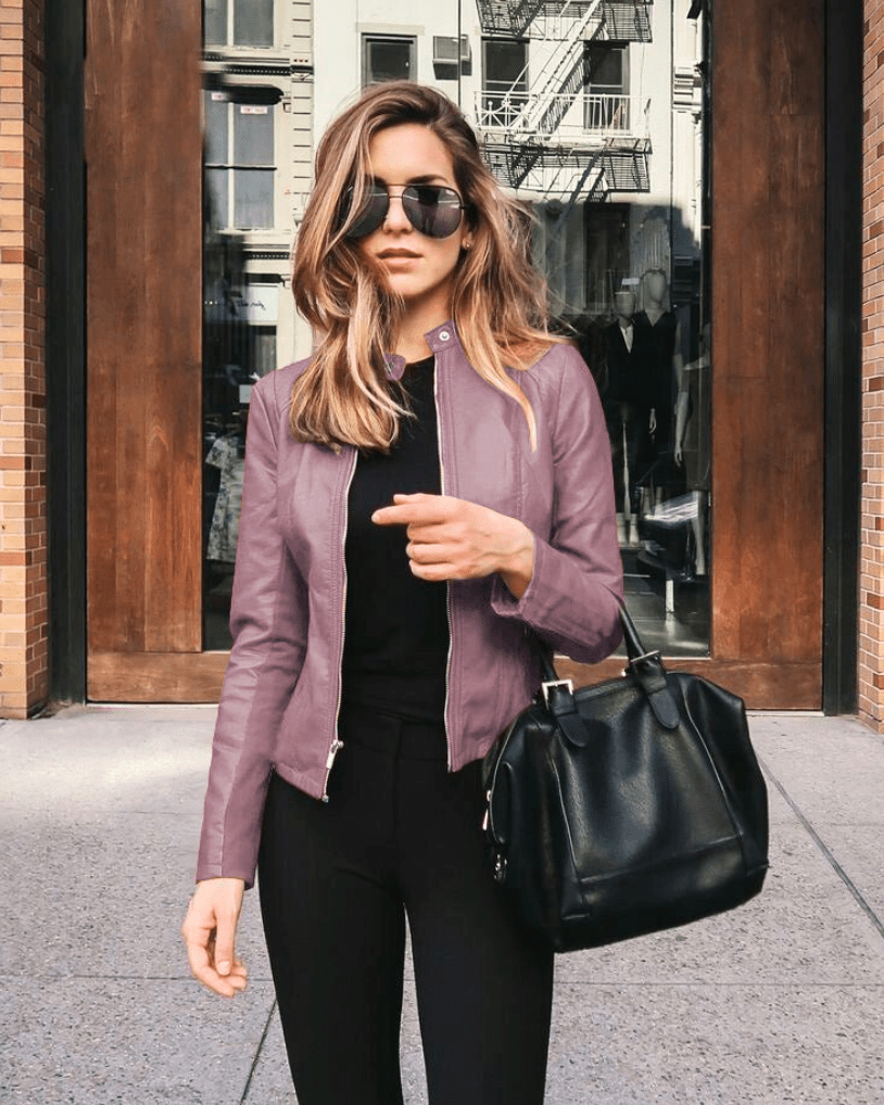 Figurbetonte Lederjacke im lässigen Stil