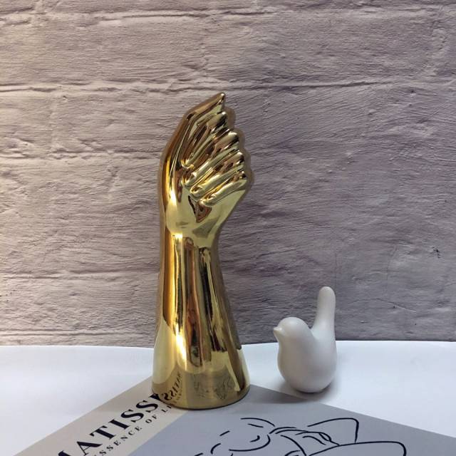 Elegante Handvase – Kreativ und Zeitgemäß für Einzigartige Interieurs
