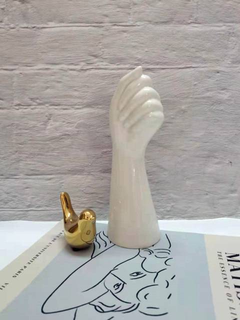 Elegante Handvase – Kreativ und Zeitgemäß für Einzigartige Interieurs