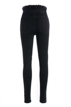 High-Waist Skinny-Jeans mit Gürtel
