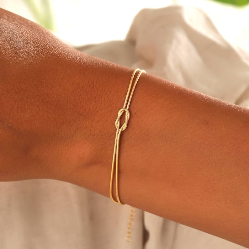 Elegante Knotenarmband – Subtil sowie Raffiniert