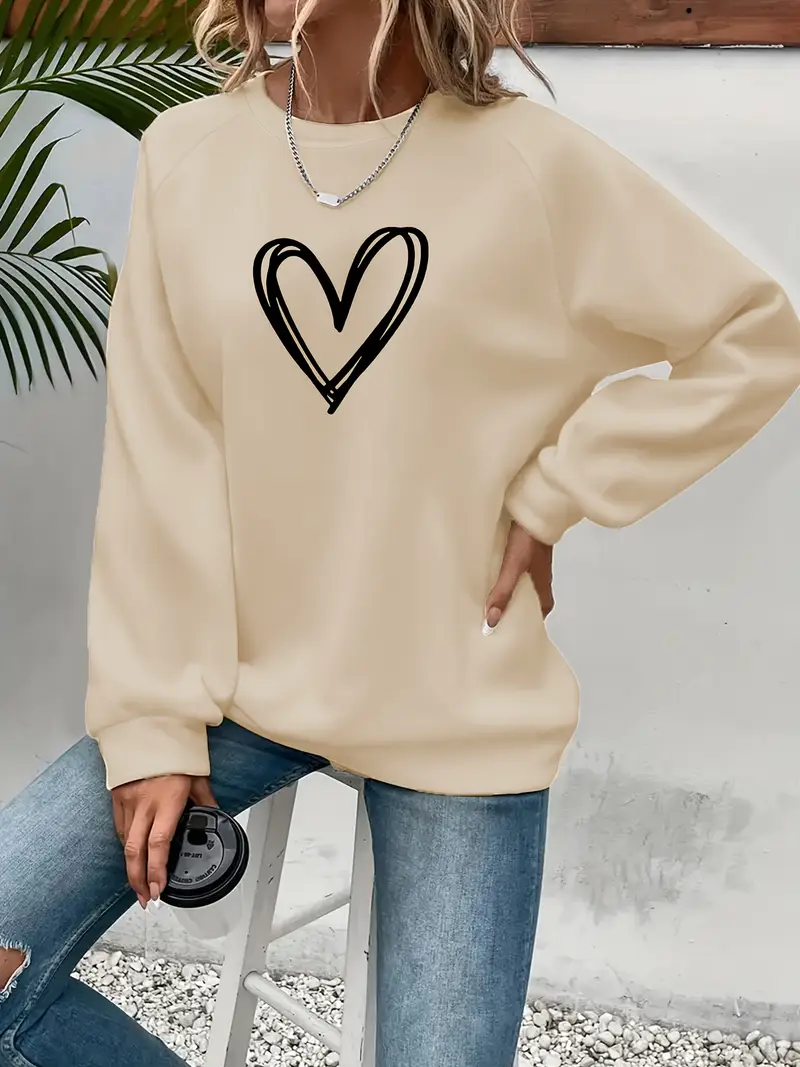 Lässiger Pullover mit Herzmotiv