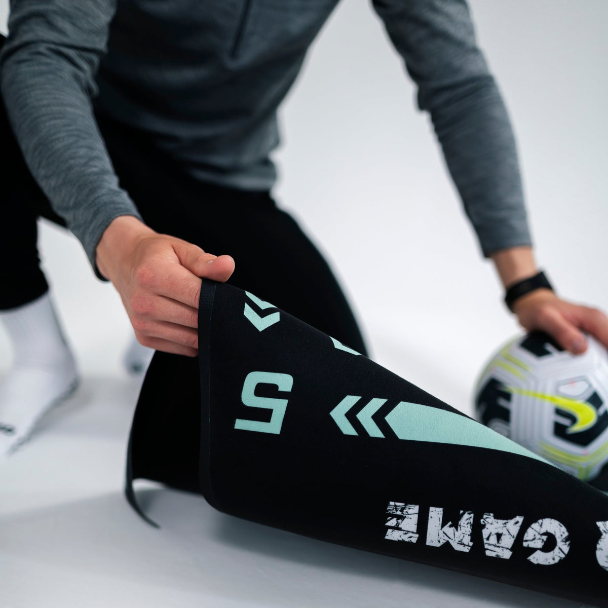 SkillMaster Trainingsmat: Verbessere deine Fußballtechnik zu Hause