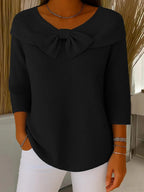 Damenpullover mit Schleife