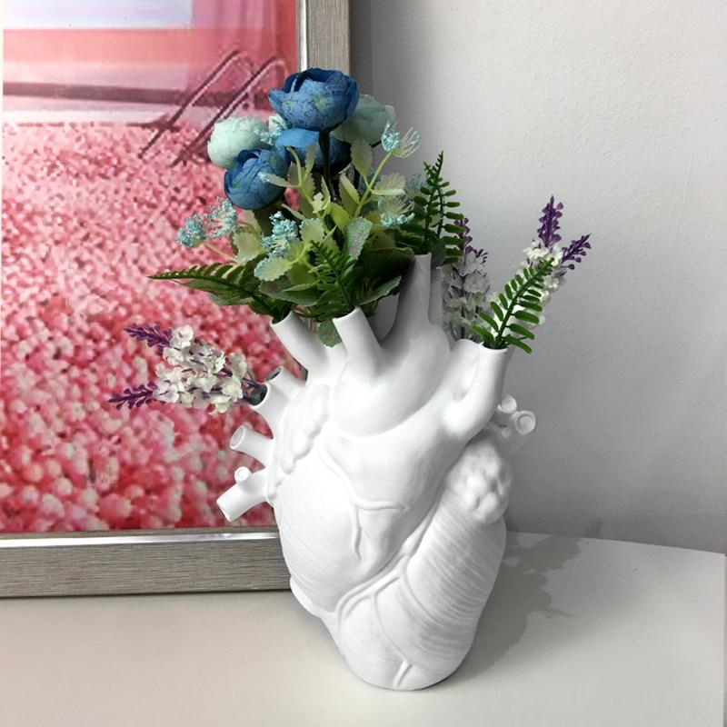 Kreative Herzform Vase – Künstlerisch und Elegant für Jedes Interieur