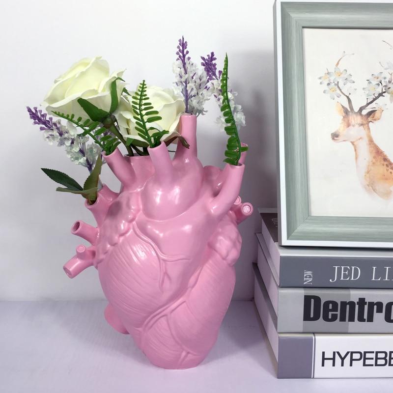 Kreative Herzform Vase – Künstlerisch und Elegant für Jedes Interieur