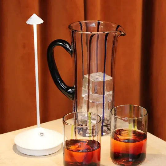Wiederaufladbare kabellose LED-Lampe: Wasserdicht & Dimmbar