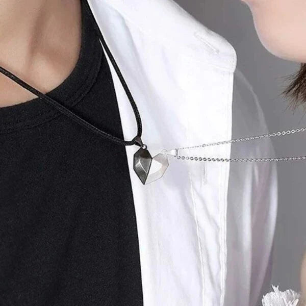Verbundene Herzkette - Ideal für unzerbrechliche Liebe am Valentinstag