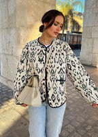 Steppjacke mit geometrischem Muster und lockerer Passform