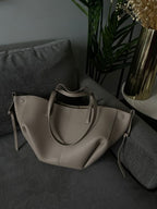 Elegance Tote – Luxuriöse Damenhandtasche inklusive großzügigem Stauraum