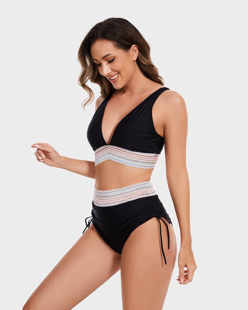 Eleganter Shaping-Bikini – Unterstützung sowie Komfort am Wasser