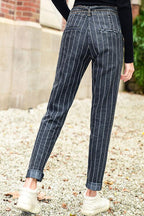 High-Waist Jeans mit Gürtel
